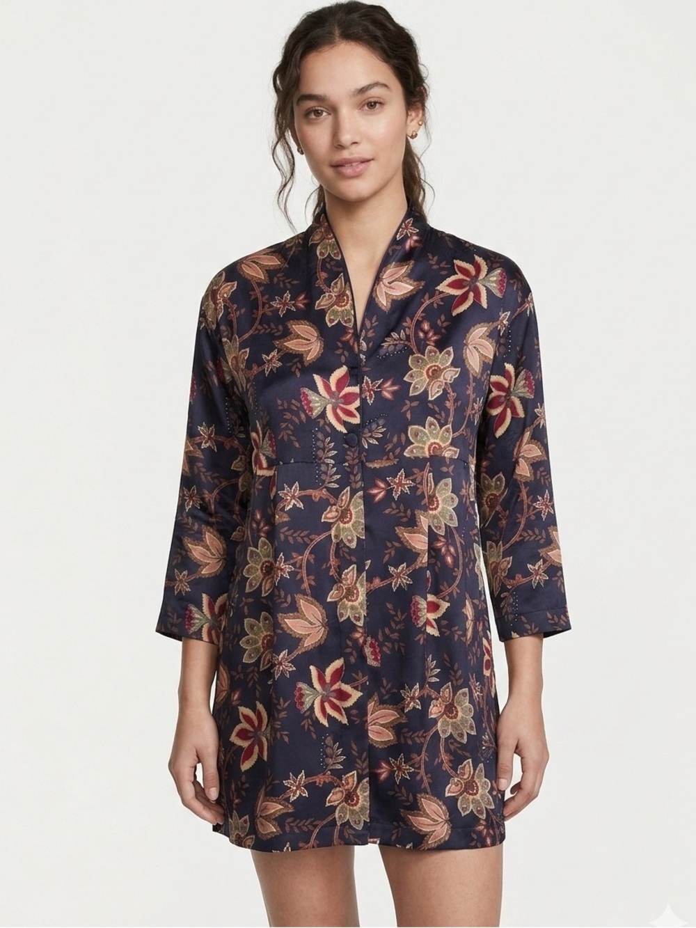 Victoria's Secret gold label Black Floral Satin Feel night shirt oversized Small